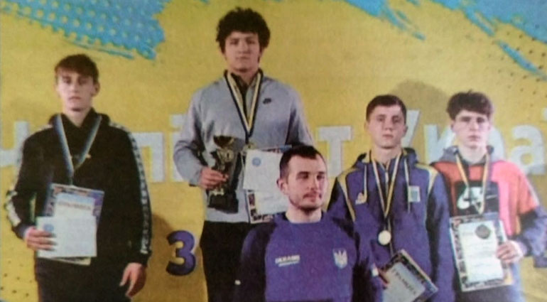 В Киеве прошел Чемпионат Украины по вольной борьбе среди кадетов и кадеток.