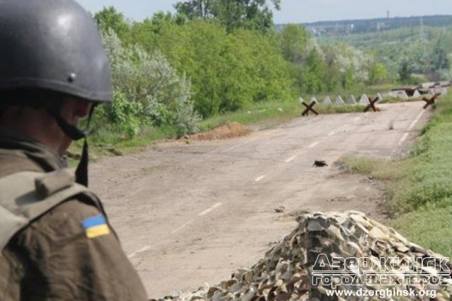 В Донбассе за сутки погибли семь бойцов сил АТО, 14 ранены