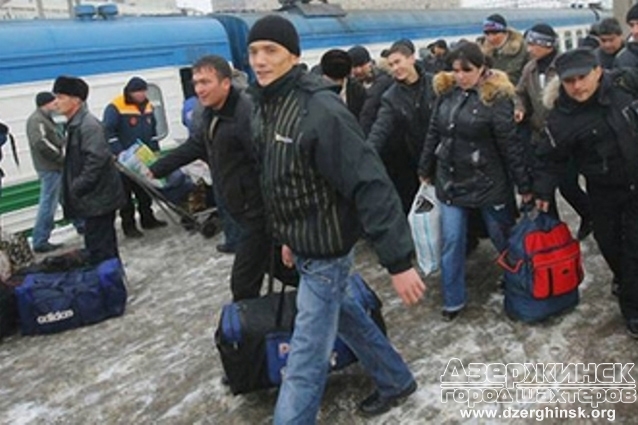 Украинцев массово обманывают с работой за границей