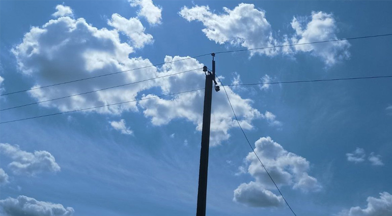 Снова со светом более 3 тысяч семей: ДТЭК Донецкие электросети возобновил электроснабжение в 9 населенных пунктах