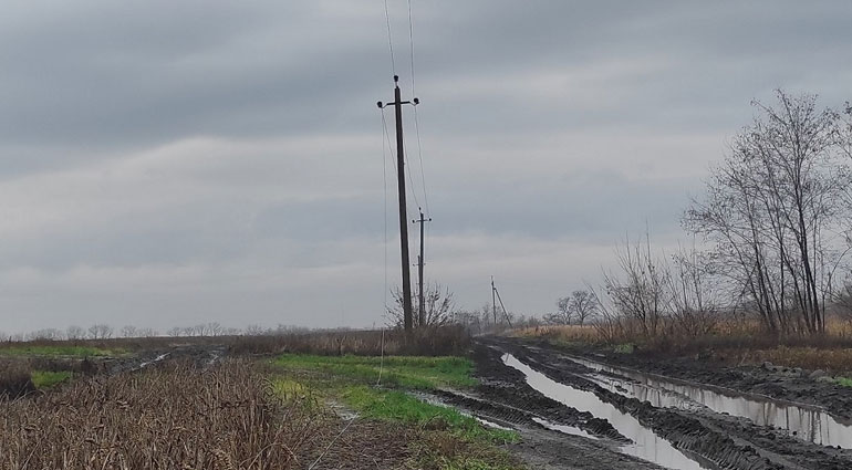 ДТЭК Донецкие электросети за сутки удалось вернуть свет для почти 4 тысяч домохозяйств в Донецкой области