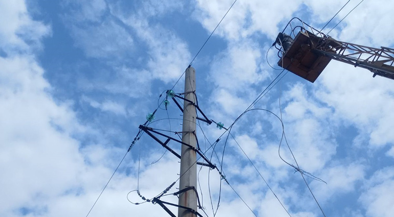 За сутки ДТЭК Донецкие электросети вернули свет для почти 2 тысяч семей в Донецкой области