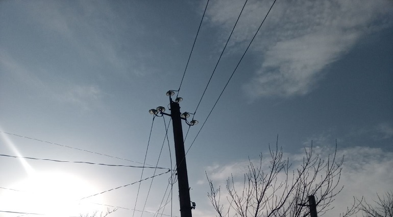 ДТЭК Донецкие электросети за сутки удалось восстановить электричество для 1,8 тысячи семей