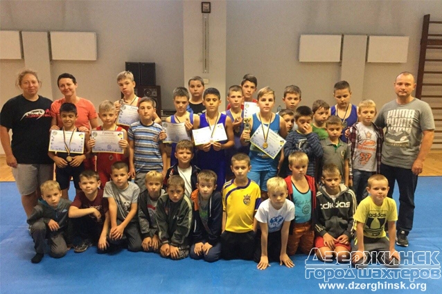 Воспитанники Торецкой ДЮСШ приняли участие в открытом чемпионате города Мариуполя по вольной борьбе