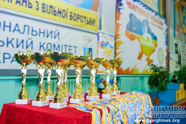 На чемпионате Украины по вольной борьбе среди самых маленьких борцов вольного стиля в активе Донетчины 11 медалей и приз лучшему спортсмену