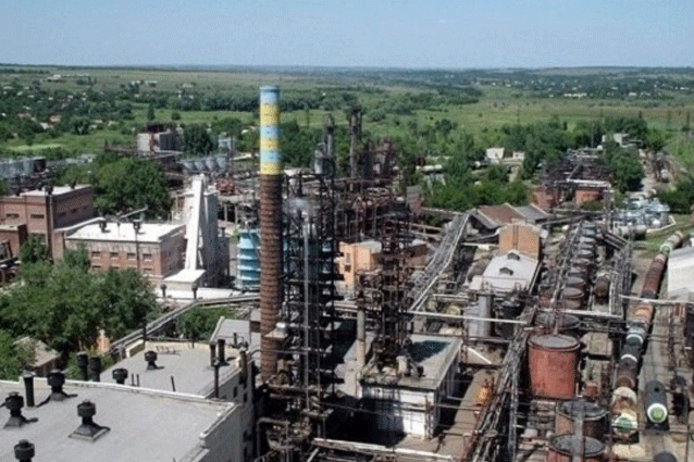 Экологическая катастрофа в Донбассе: Разрушено хранилище фенольного завода в Торецке