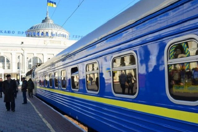 «Укрзализныця» планирует добавить к поездам новые вагоны