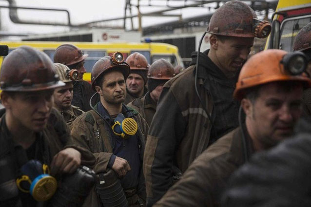 Зеленский обязал правительство до конца апреля выплатить зарплаты шахтерам