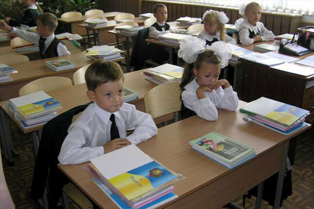 Сядут ли дети в Украине 1 сентября за школьные парты