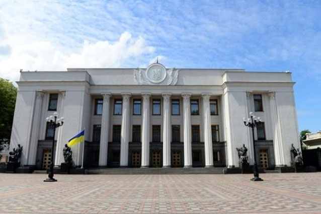 ВР приняла закон о легализации игорного бизнеса на Украине