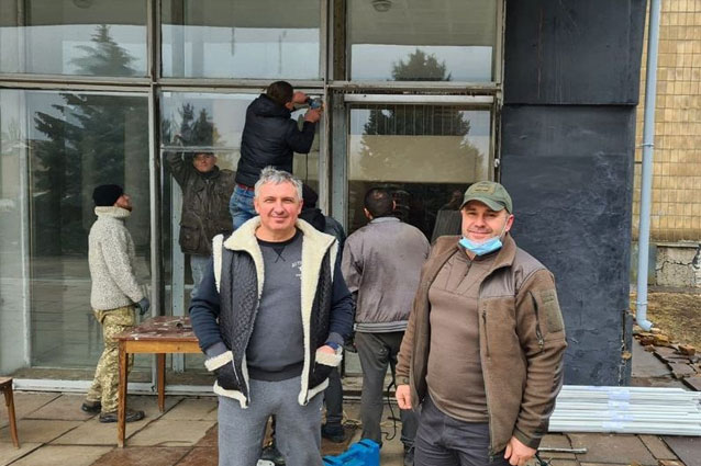 Василий Чинчик проинспектировал начало восстановительных работ в ДК «Украина»