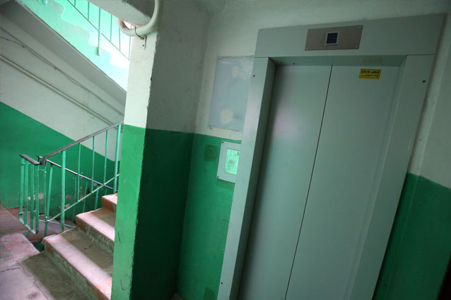 В Торецке отремонтируют еще пять лифтов