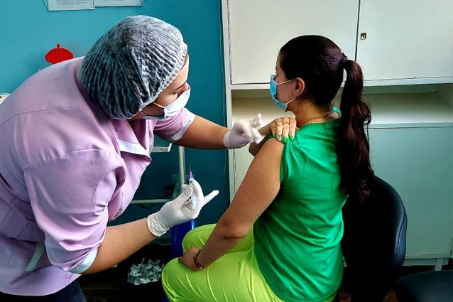 В Торецке началась вакцинация от коронавируса