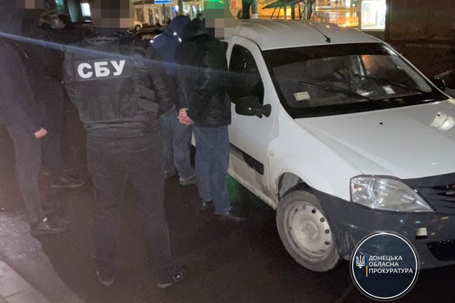 В Мариуполе трое полицейских разоблачены при получении 40000 грн взятки