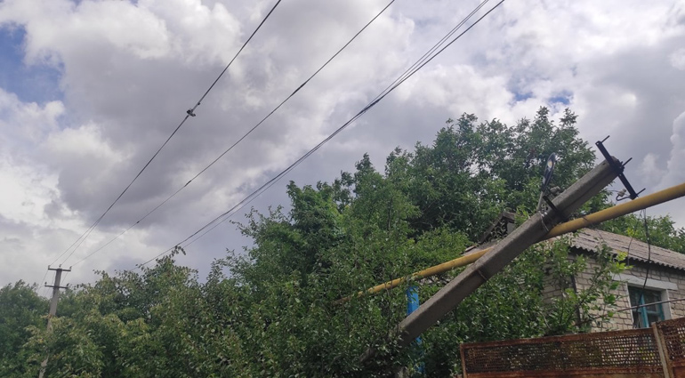 В течение суток ДТЭК Донецкие электросети вернули свет до 15,6 тысяч домов