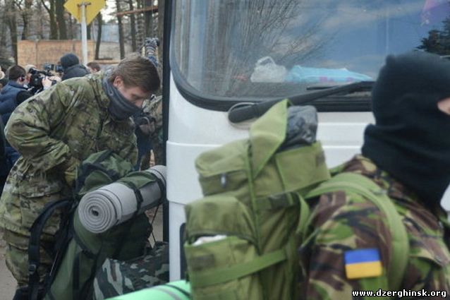 Почему тысячи украинцев бегут от мобилизации