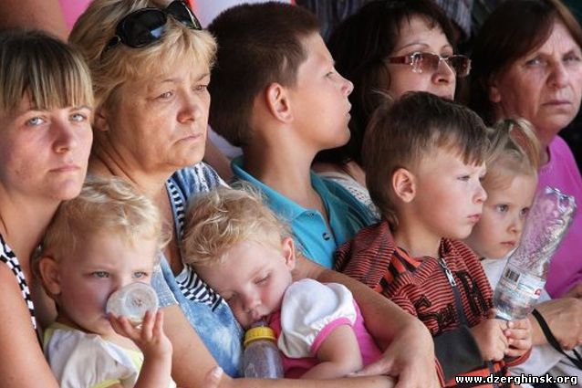 Более 2,3 млн человек покинули свои дома на Донбассе