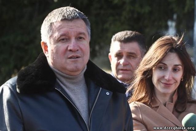 Аваков плеснул в лицо Саакашвили водой за оскорбления в свой адрес