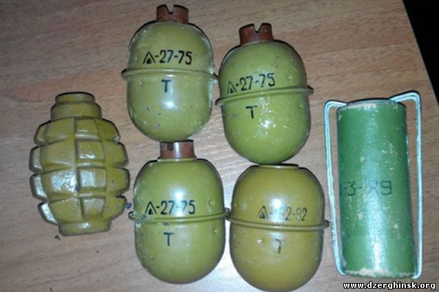 В Славянске задержали волонтера, который пытался вывезти боеприпасы из зоны АТО