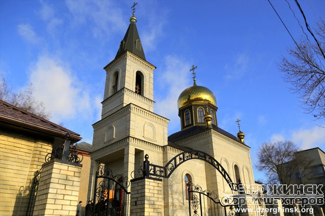 Озаренные светом Вифлеемской звезды православные отпраздновали Рождество Христово