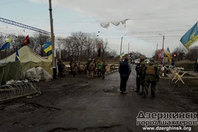 Штурм переезда в районе станции Кривой Торец: редут деблокирован, трое пострадали - штаб блокады