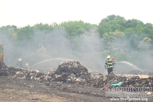 В Бахмутском районе загорелся полигон отходов