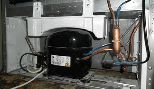 Причины возникновения шума в холодильнике