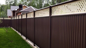 Забор под ключ от компании ДомСтрой – быстро и выгодно