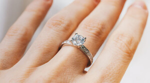Как выбрать кольцо в подарок: советы и рекомендации