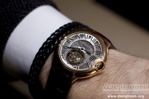 Часы Cartier отличный подарок 